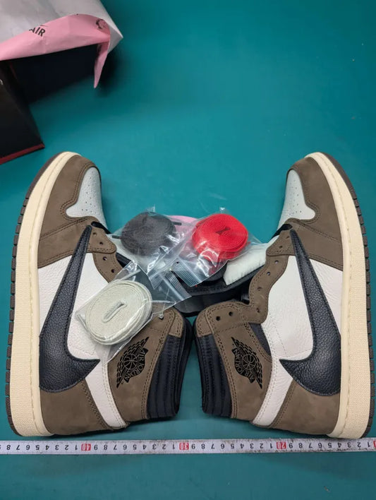 Air Jordan 1 Travis Scott AJ1