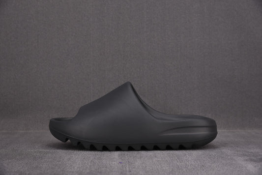 YEEZY SLIDES