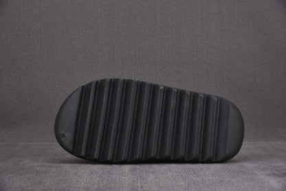 YEEZY SLIDES